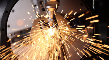 Kundenkommentar: Acht TUBE-Laserschneidmaschinen, MP6012D