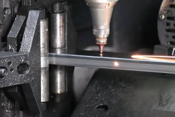 Preis der Metall-Laserschneidmaschine