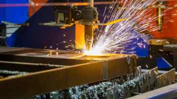 So wählen Sie die richtige Blechlaserschneidmaschine 2025